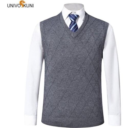 UNIVOS KUNI 2019 Mens sweater vest Newest Spring And Autumn Fashion Pattern mens casual slim sweater vest 1807