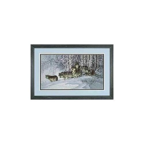 Top Quality Gold Collection Counted Cross Stitch Kit Winters Lace Wolf Pack in Winter Snow Wolves dim 35009