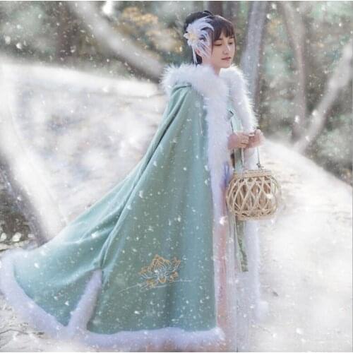 Original Chinese winter young lady thickened cloth plush large wool cotton warm collar ancient hooded cape retro vintage women