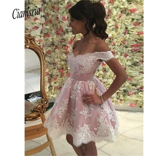Pink 2020 Homecoming Dresses A-line Off The Shoulder Short Mini Appliques Lace Elegant Cocktail Dresses
