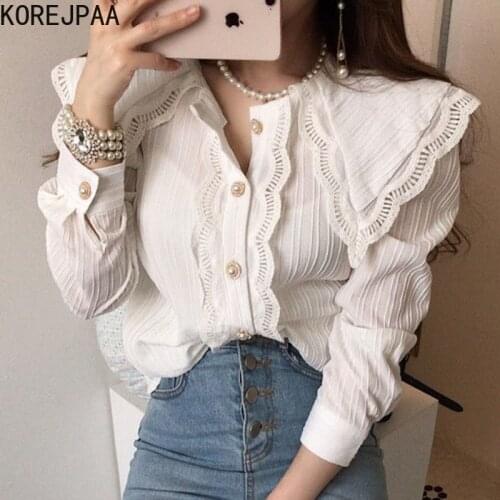 Korejpaa Women Shirts 2021 Autumn Korea Temperament Ladies Lapel Pearl Button Lace Stitching Dark Texture Bubble Sleeves Blouses