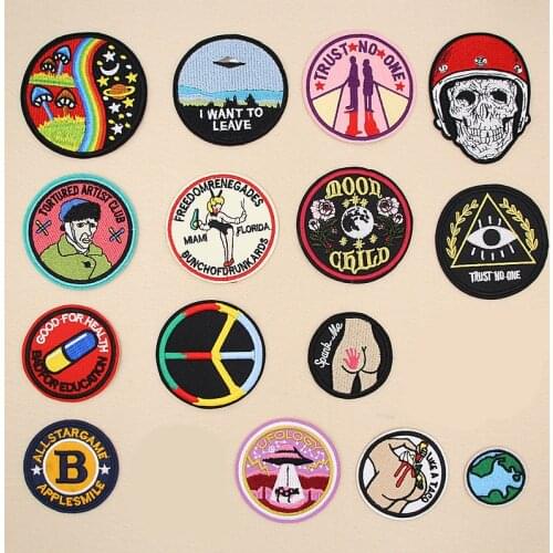 PGY Round UFO Parches Stalker Skull Scenery Space Patch Astronaut Embroidered Iron On Patches For Clothes Stripe Sticker Badge