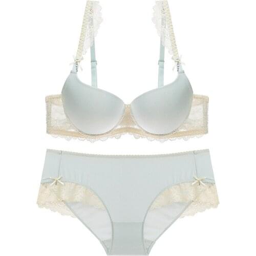 The new Europe and the United States on ms bud silk smooth bra together outfit sexy underwear under the thin thick bra