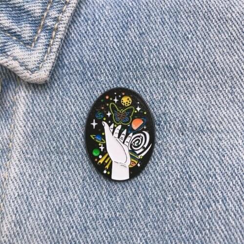 Cartoon Creative Fun Round Universe Starry Sky Planet Butterfly Hand Enamel Brooch Alloy Badge Pin Accessories Woman Jewelry