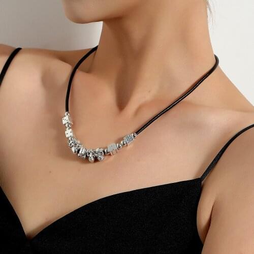 Dice Skull Necklace Manual Weave Pendant Charm Chain Necklace Party Gift Jewelry Necklace for Women Hip Hop Creative Jewelry