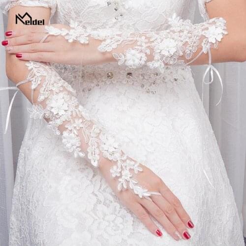 2019 Beautiful White Bridal Satin Gloves Fingerless Upscale Long Gloves Wedding Accessories