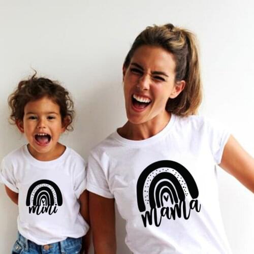 Pink Rainbow Mama and Mini Family Matching Tshirts Summer Short Sleeve Family Look T-shirts Mother and Daughter Fashion Clothes