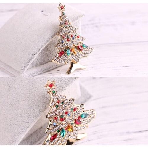 New Christmas Tree Brooches for Women Rhinestone Inlay Fashion Jewelry Festival Brooch Pins Good Gift Winter Coat Cap Brooch