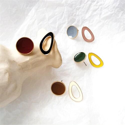 Asymmetric personality girl metal earrings earrings fashion aesthetic wear earrings Beautiful fashionable ladies earrings