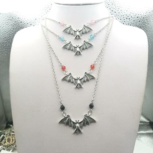 Handmade Evil Bat Alloy Pendant Necklace Mysterious Gothic Punk Style Halloween Gift Fashion Mens and Womens Jewelry Gifts