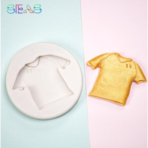 Silicone Mold Chocolate Molds Silicone T-shirt Creativity Cake Mold Hand Kitchen Tools Pastry Mold Resin Molds Baking Molds