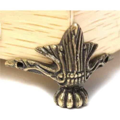 4pcs Antique Corner Bracket 40x30mm Zinc Alloy Jewelry Chest Gift Box Wooden Case Support Feet Leg Corner Protector Hardware