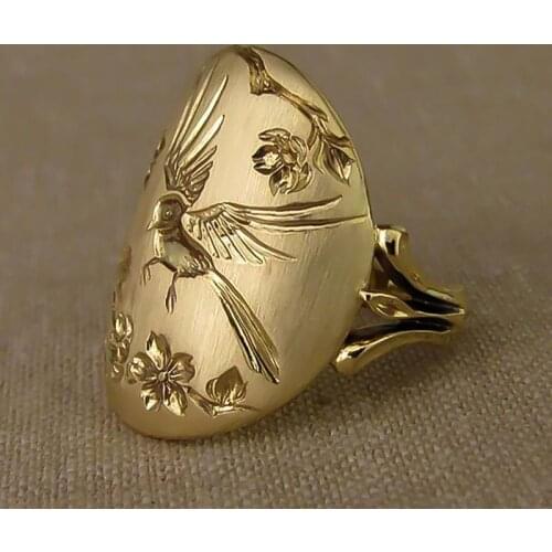 Hot-Selling Jewelry Fashion Swallow Flower Stamp Womens Ring Exquisite Carved Ring