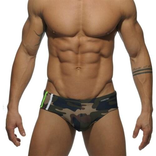 Men Sexy Under Wear Gay Sexy Underwear Sexy Catwalk Briefs Mens Swimming Trunks Low Waist Bikini Panties Nylon