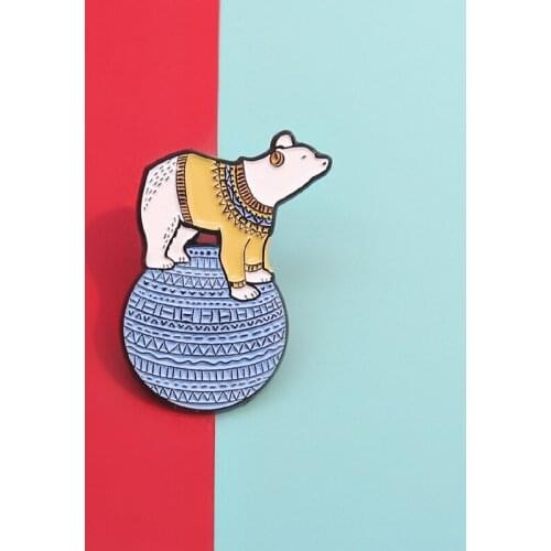 XCMRYSP Puppies Wool Balls Brooch Cute Sweater Polar Bear Metal Enamel Lapel Pin Backpack Clothes Animal Jewelry Gift for Kids