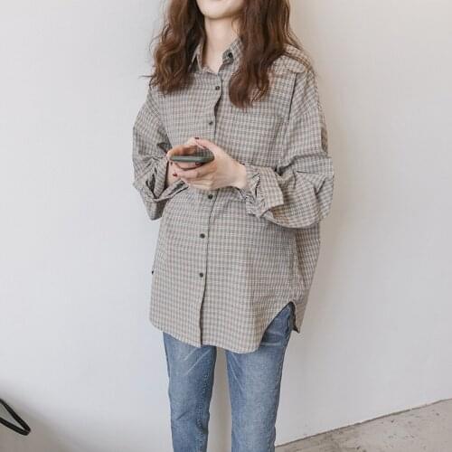 Maternity Long Sleeve Plaid Blouse Elegant SpringAutumn Pregnant women Plaid Loose Shirts Single-Breasted Pregnancy Clothes Tops