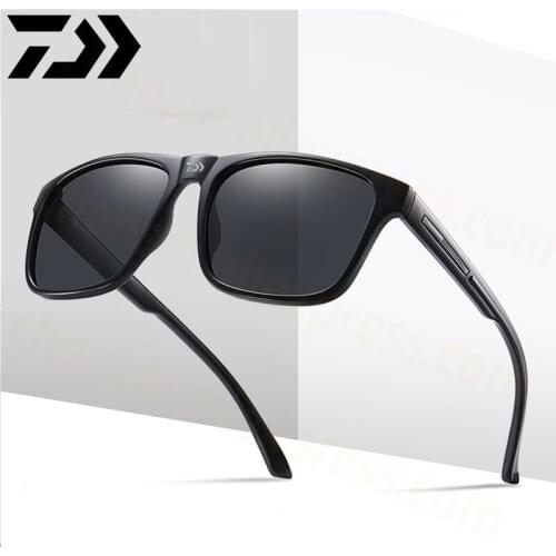 2021 Daiwa Polarized Sports Men Sunglasses Fishing Driving Sun Glasses UV400 Lightweight Safety Goggles Male Fishing Glasses