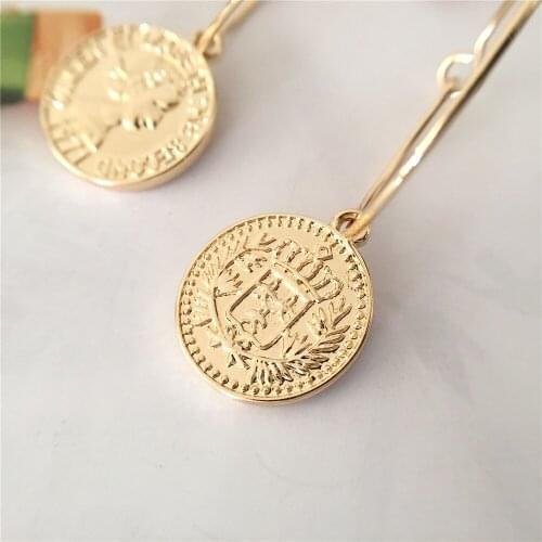 Lovely Girls Fashion Face Picture Engraved Coin Hoop Earrings For Women Vintage Gorgeous Pretty Romantic Jewelry Accessory