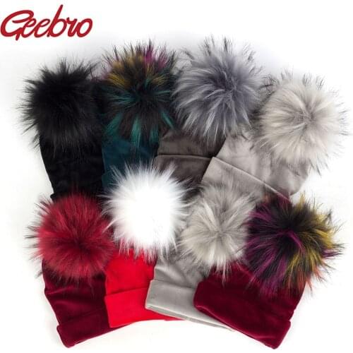 Geebro Newborn Baby Hat Faux Raccoon Fur Pompom Girls Boys Warm Winter Knitted Velvet Hat Ins Fashion Soft Thick Flannel Beanies