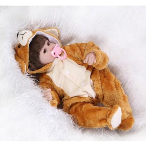 Cute 43CM doll reborn for girls toys with cartoon bear clothes silicone-reborn-babies bonecas brinquedo menina kids toys