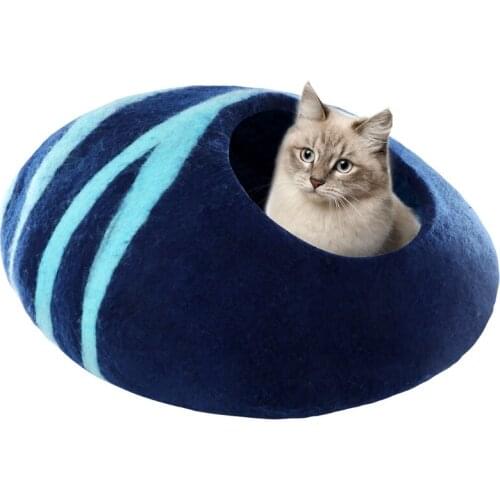 Natural Wool Material Construction Comfortable Stylish Cave Bed Perfect for Cat Extremely Cozy and Warm Pet Tent Bed