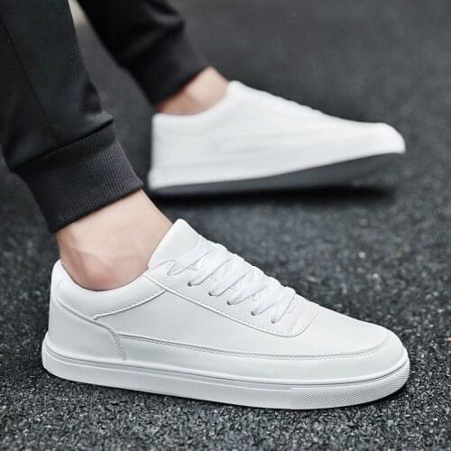 Designer Shoes Men Zapatos De Hombre Lace-up Leather Shoes Casual Male Shoes Adult Red Driving Moccasin Soft Non-slip Loafers