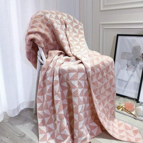 Nordic decorative knitted blankets pink sofa hotel home throw blankets for bed Geometric creativity bed spread Big scarf shawl