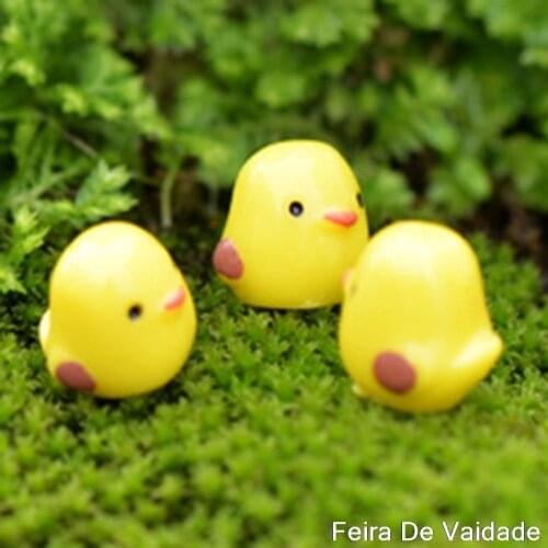 1Pcs Moss Micro Landscape Decoration Landscaping Cartoon Mini Yellow Chicken Garden Figurines Miniatures Home Garden Decor