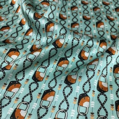Vertical chain geometric printing mint green background stretch digital printing natural mulberry silk haute couture fabric