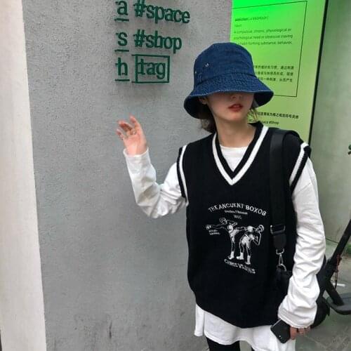 Women Sweater Vest Autumn Loose-Fitting Waistcoat Vest Womens V-neck Sweater Pullover Sleeveless Waistcoat Sweater Top