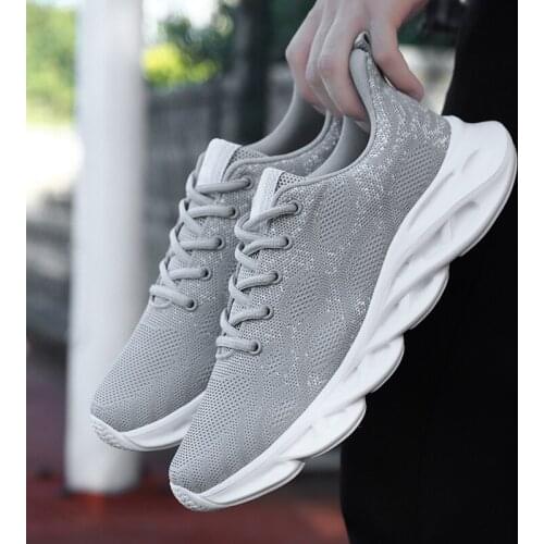 GOGAGI Men's Lightweight Sneakers