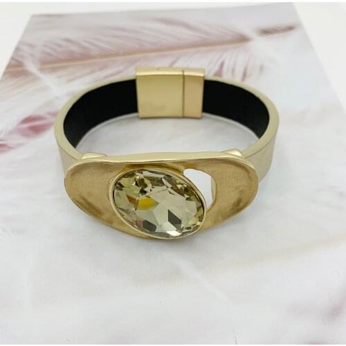 Classic Crystal Rhinestones Metal Bracelets For Women Statement Alloy Cuff Bangle Jewelry Party Fashion Accessories