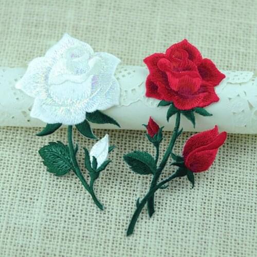 Maxsin 2018 new fashion 2 Pcs Embroidery White and Red Rose Flower Patch Clothes Back Paste DIY Accessory Iron On Patch