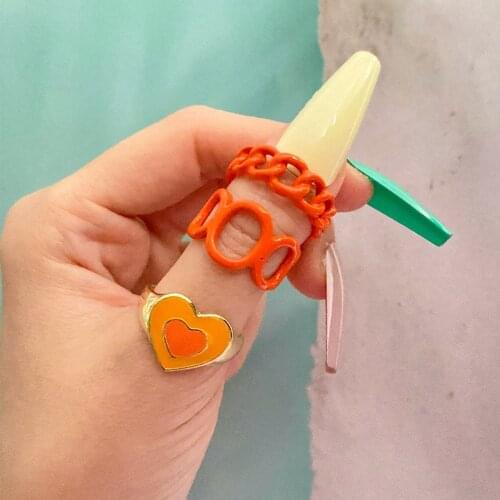 KISS WIFE Korean Punk Heart Rings Set For Women Lover Colorful Resin Acrylic Chain Couples Rings Travel Gifts Trendy Jewelry