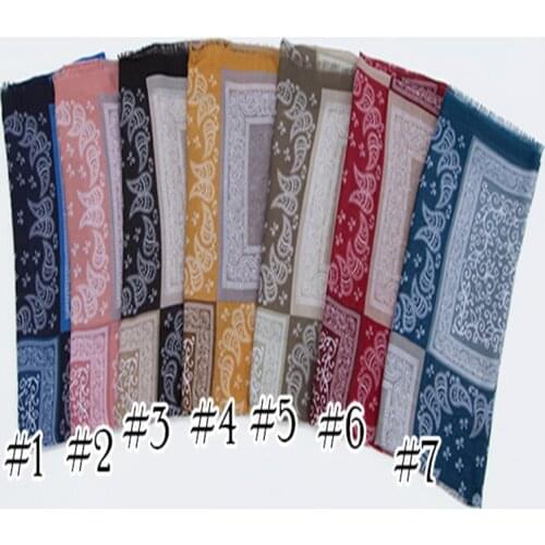 New cashew blue and white porcelain tassels winter Muslim hijab scarf woman gorgeous bandana silk scarf 10pcs/lot free shipping