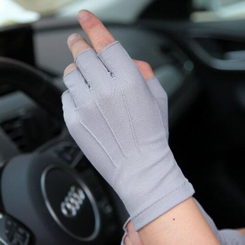 2020 Latest Spring Summer Sunscreen Gloves Male Half Finger Thin Non-Slip Driving Semi-Finger Fingerless Mans Mittens SZ009W-4