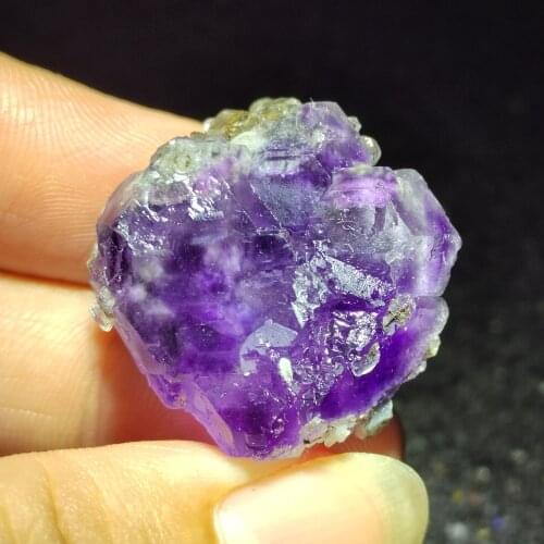 6.6g-13.2gNatural purple fluorite and crystal home decoration healing energy mineral specimens