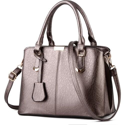 Women 's Bag 2019 Fashion New Bags Women 's Stitching Cool Fashion Women 's Bag Messenger Shoulder Hand Bag