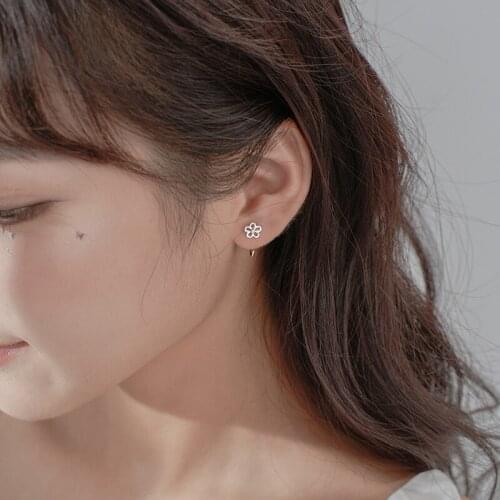 Sun Flower Daisy Stud Earrings For Women Hook Female Korean Fashion Vintage New Trendy Hot Sale Sweet Student Jewelry BOYULIGE