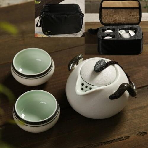 3Pcs/Set Traveling Bag Chinese KONGFU Tea Set Retro Rough Pottery Ceramic Tea Sets Teapot Filter China Flower Tea Drinking Cups