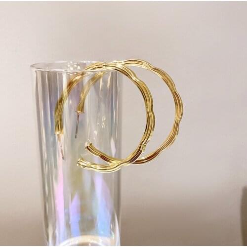 SRCOI Gold Color Open C Shape Round Earrings Bohemian Big Exaggerated Wave Geometric Circle Hoops Earrings New Design 2021
