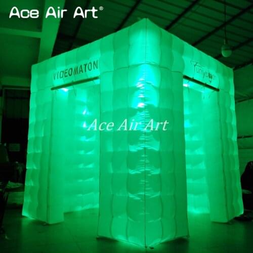 2018 Portable led inflatable cube enclosure,funny photo booth with two doors with 2 foldable door curtains for Chile