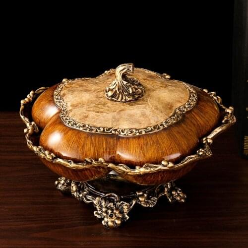 European style dry fruit dish divided into two trays with cover for family modern living room creative new year fruit candy plat