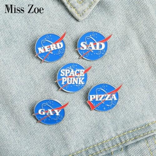 5Styles Space Punk Enamel Pins Sad Pizza Gay Brooches Blue Round Badge Denim Shirt Lapel Pin Bag Jewelry for Friends