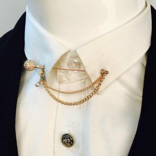 High-grade Microphone Crystal College Brooch Small Chain Tassel Men Suit Shirt Collar Lapel Pin Girls Medal Fashion Jewelry Gift