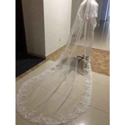 Classic veil ivory / white 2 layer cathedral wedding bridal veil lace edge veil with comb