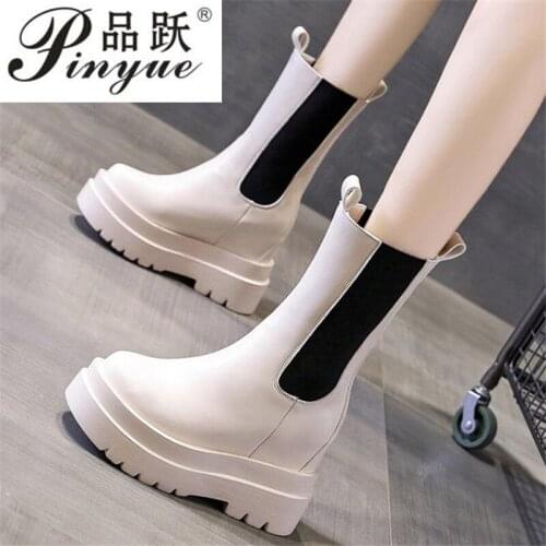 Size 35--40 Platform Boots Women Round Toe Boots Women Solid Black Designer Ankle Womens Boots Botines Rojos Mujer