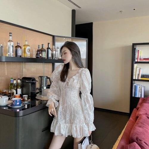 Lace Backless Dress Women 2020 Spring Summer New Fashion V-Neck Hollow Out Dresses Women Vestidos Temperament Dress Tide D3560