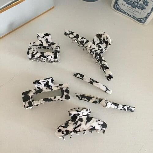 Korea ins hairpin black and white cow color clip butterfly hollow hair clip hair clip hair on the back of the head hair clip