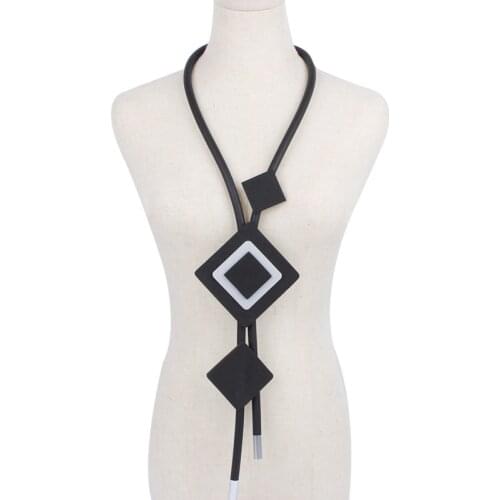 YD&YDBZ Big Square Metal Pendant Necklaces Women Vintage Rubber Long Statement Necklace Luxurious Party Wedding Jewellery Gift